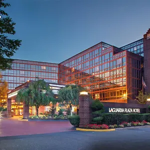 Laguardia Plaza Nowy Jork